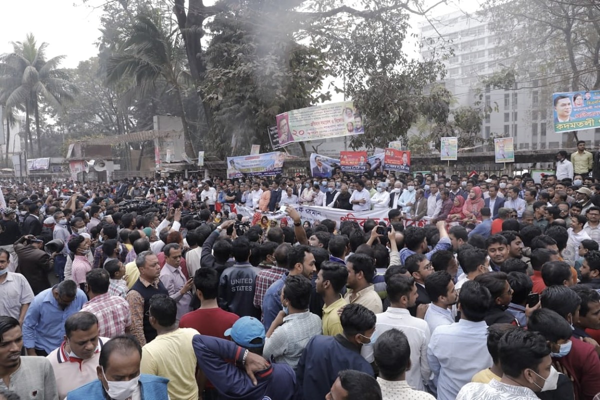 প্রেসক্লাবের সামনে বিএনপির বিক্ষোভ