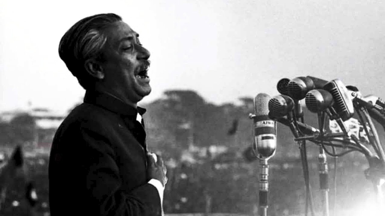 আজ ঐতিহাসিক ছয় দফা দিবস