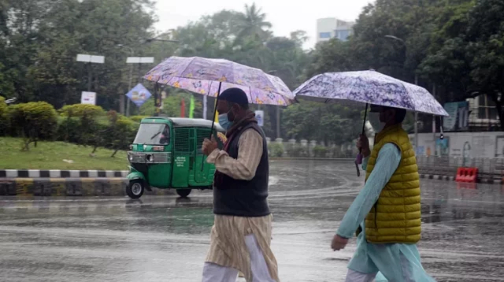 দেশের সব বিভাগে ভারি বৃষ্টির আভাস